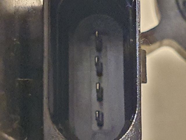 bontott VW GOLF VI Hátsó Ablaktörlő Motor