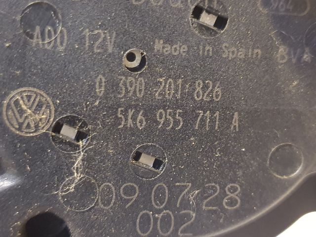 bontott VW GOLF VI Hátsó Ablaktörlő Motor