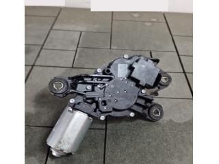 bontott VW GOLF VI Hátsó Ablaktörlő Motor