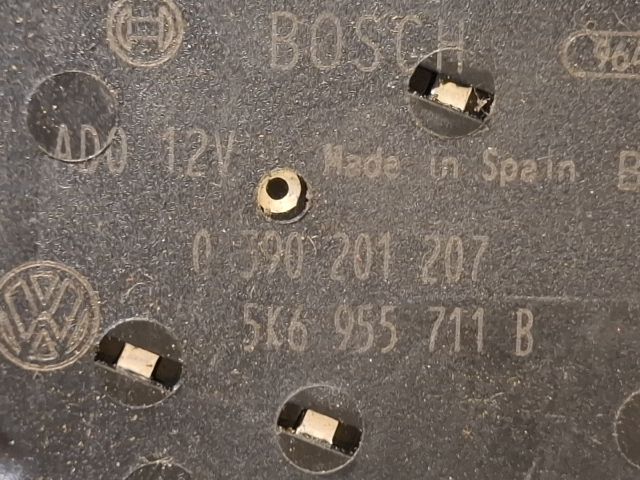 bontott VW GOLF VI Hátsó Ablaktörlő Motor