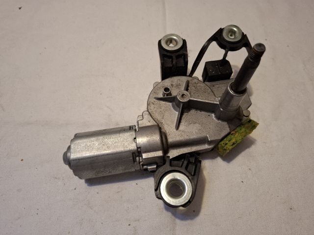 bontott VW GOLF VI Hátsó Ablaktörlő Motor