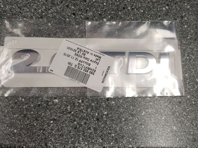 bontott VW GOLF VI Hátsó Embléma