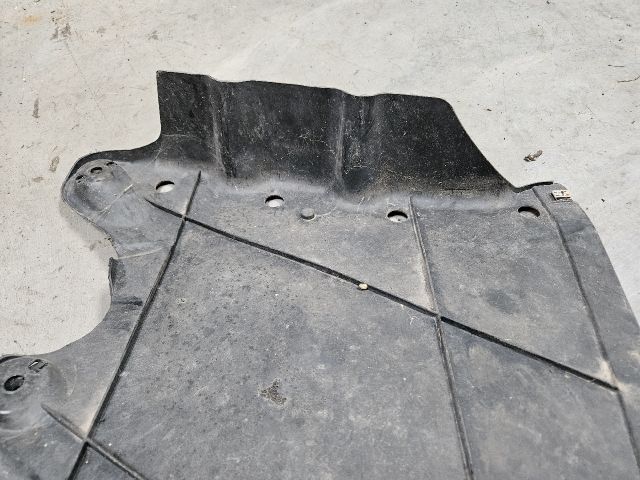 bontott VW GOLF VI Hátsó Fenéklemez