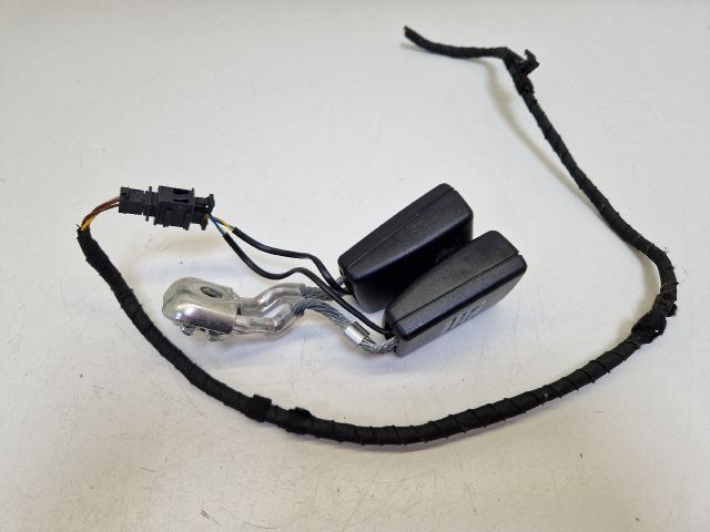 bontott VW GOLF VI Hátsó középső Biztonsági Öv Csat