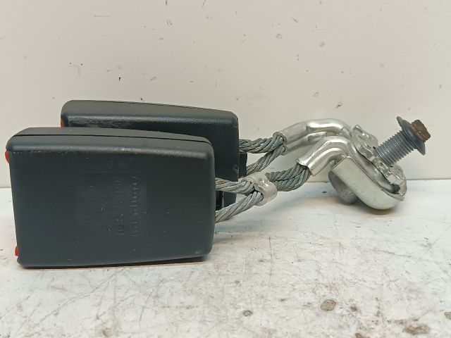 bontott VW GOLF VI Hátsó középső Biztonsági Öv Csat