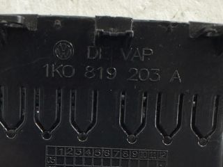 bontott VW GOLF VI Hátsó középső Szellőző