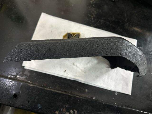 bontott VW GOLF VI Hátsó középső Szellőző