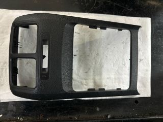 bontott VW GOLF VI Hátsó középső Szellőző