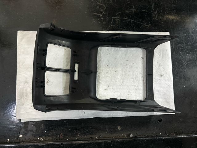 bontott VW GOLF VI Hátsó középső Szellőző