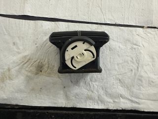 bontott VW GOLF VI Hátsó középső Szellőző