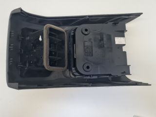 bontott VW GOLF VI Hátsó középső Szellőző