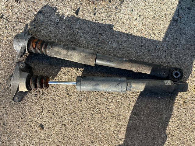 bontott VW GOLF VI Hátsó Lengéscsillapító Pár