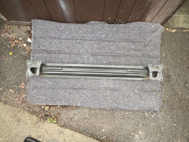 bontott VW GOLF VI Hátsó Lökhárító Merevítő (Fém)