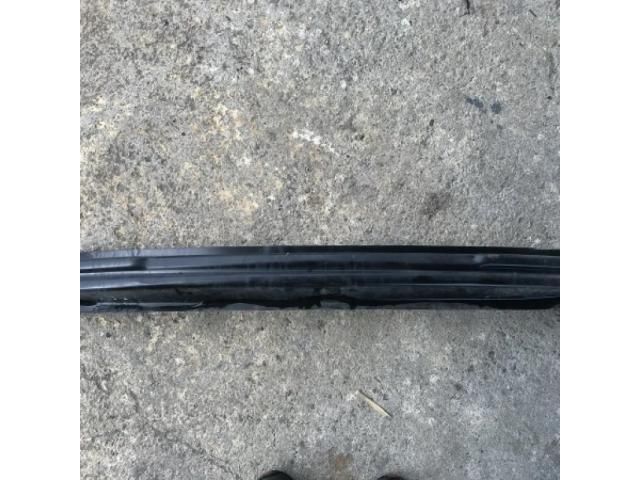 bontott VW GOLF VI Hátsó Lökhárító Merevítő (Fém)