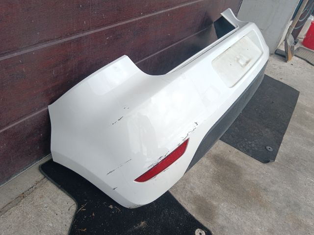 bontott VW GOLF VI Hátsó Lökhárító (Részeivel)