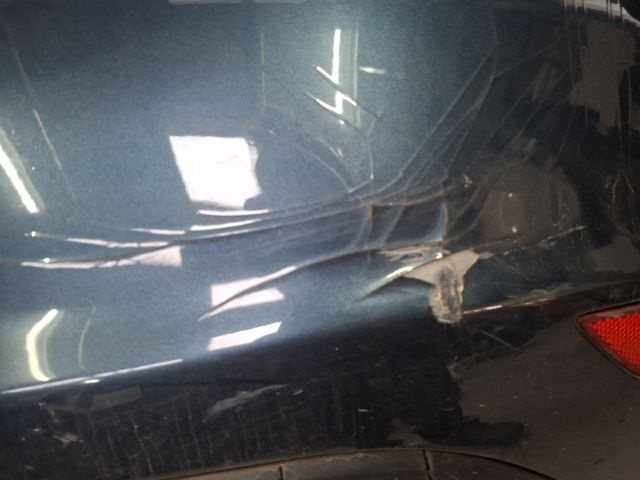 bontott VW GOLF VI Hátsó Lökhárító (Részeivel)