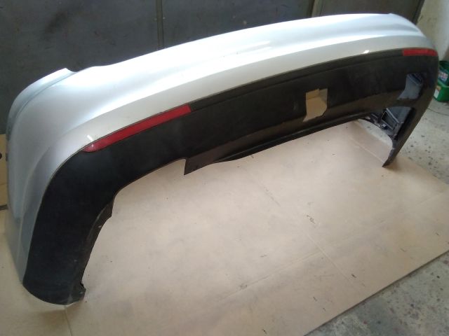 bontott VW GOLF VI Hátsó Lökhárító (Részeivel)