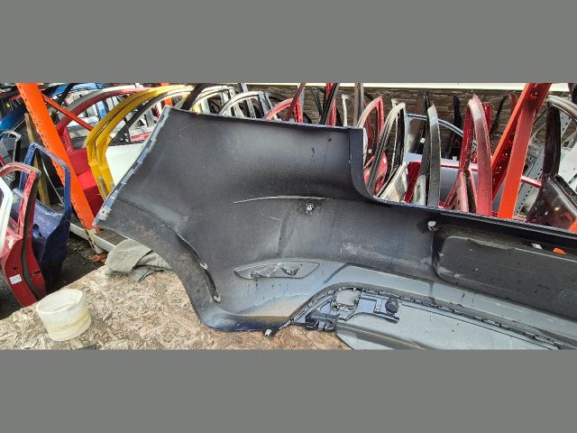 bontott VW GOLF VI Hátsó Lökhárító (Üresen)