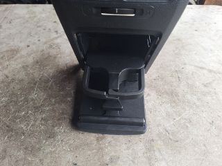 bontott VW GOLF VI Hátsó Pohártartó