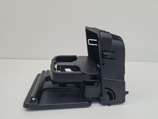 bontott VW GOLF VI Hátsó Pohártartó