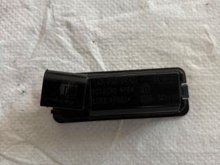 bontott VW GOLF VI Hátsó Rendszámtábla Világítás