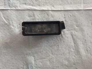 bontott VW GOLF VI Hátsó Rendszámtábla Világítás