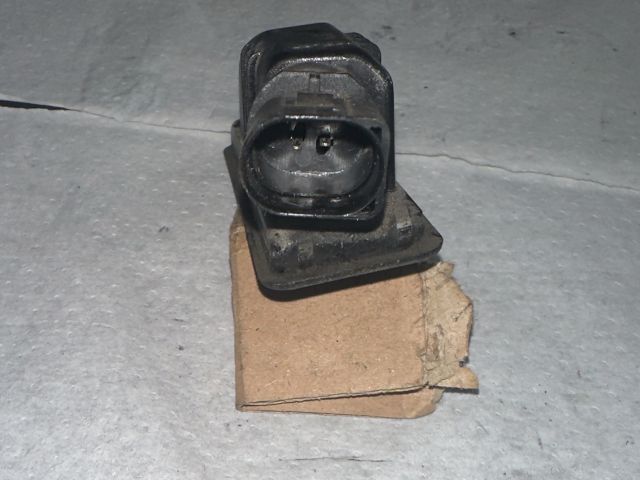 bontott VW GOLF VI Hátsó Rendszámtábla Világítás