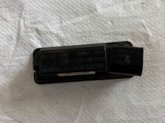 bontott VW GOLF VI Hátsó Rendszámtábla Világítás