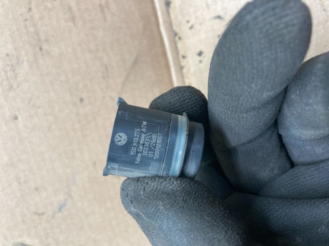 bontott VW GOLF VI Hátsó Tolatóradar Fej