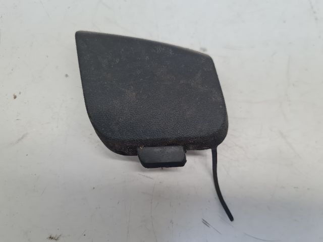 bontott VW GOLF VI Hátsó Vonószem Burkolat