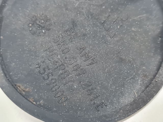 bontott VW GOLF VI Hátsó Vonószem Burkolat