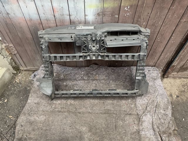 bontott VW GOLF VI Homlokfal Burkolat