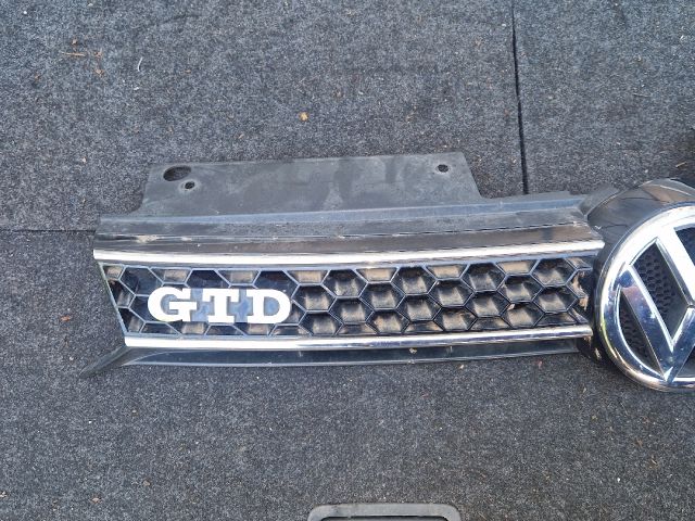 bontott VW GOLF VI Hűtőrács