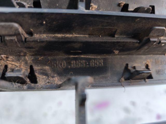 bontott VW GOLF VI Hűtőrács