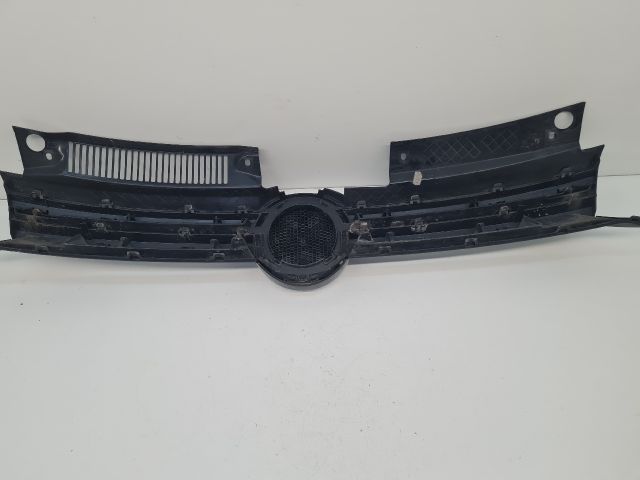 bontott VW GOLF VI Hűtőrács