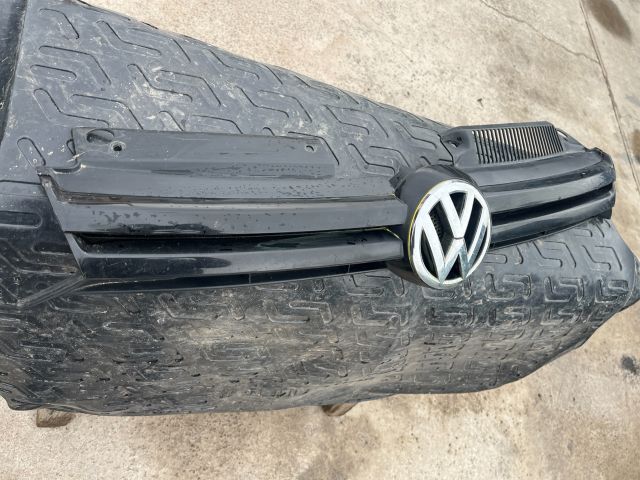 bontott VW GOLF VI Hűtőrács