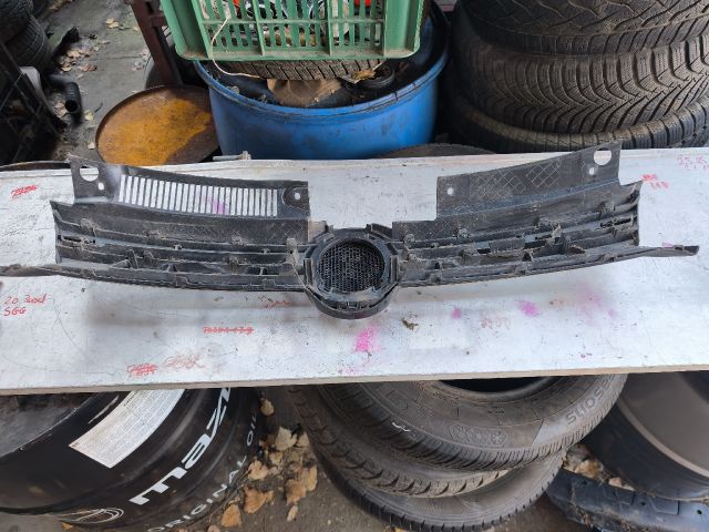 bontott VW GOLF VI Hűtőrács