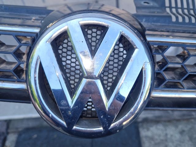 bontott VW GOLF VI Hűtőrács