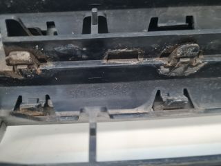 bontott VW GOLF VI Hűtőrács