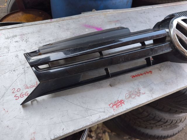 bontott VW GOLF VI Hűtőrács