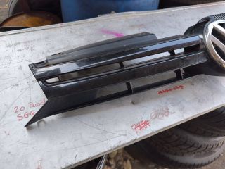 bontott VW GOLF VI Hűtőrács