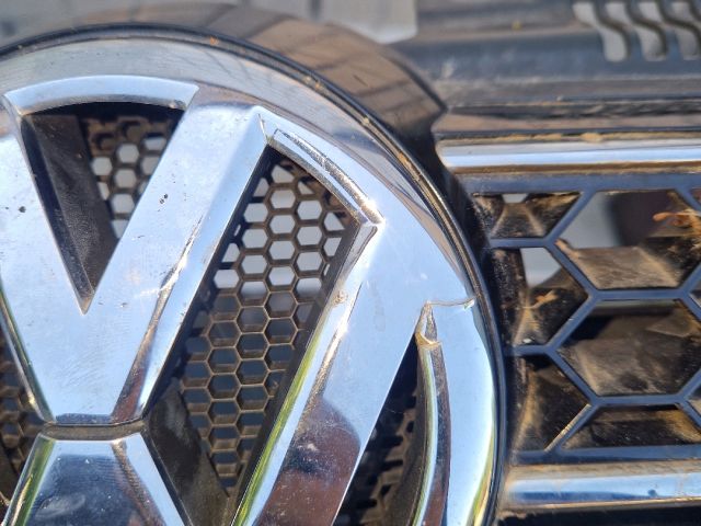 bontott VW GOLF VI Hűtőrács