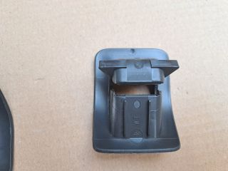 bontott VW GOLF VI Isofix Rögzítő Burkolat