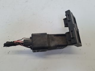 bontott VW GOLF VI Izzító Relé