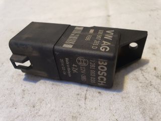 bontott VW GOLF VI Izzító Relé