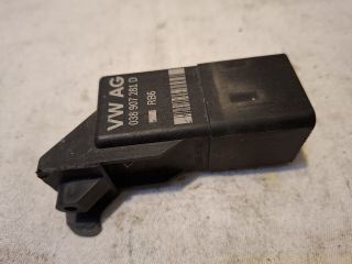 bontott VW GOLF VI Izzító Relé