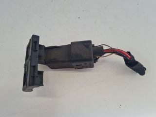 bontott VW GOLF VI Izzító Relé