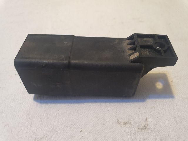 bontott VW GOLF VI Izzító Relé