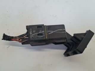 bontott VW GOLF VI Izzító Relé