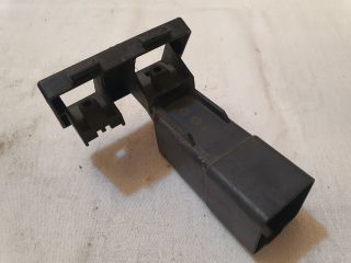 bontott VW GOLF VI Izzító Relé